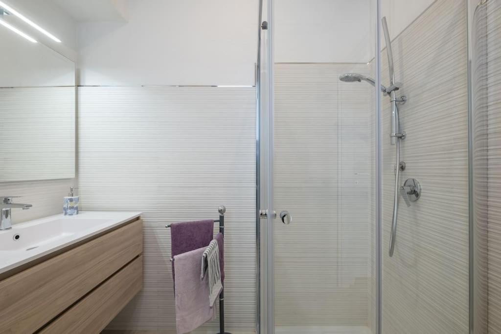 Casa Ofride -Centro-Poetto 10 Min-Wi-Fi-Netflix Apartment Cagliari Exterior photo