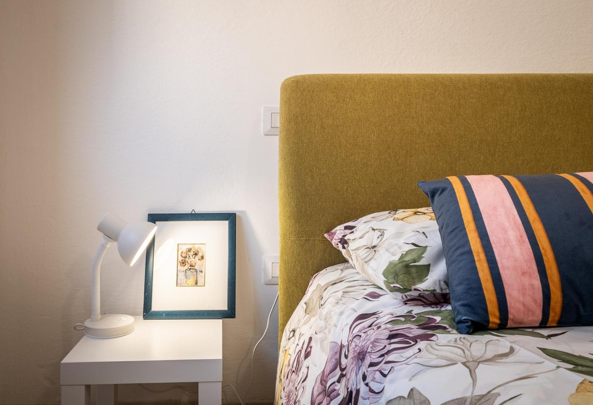 Casa Ofride -Centro-Poetto 10 Min-Wi-Fi-Netflix Apartment Cagliari Exterior photo